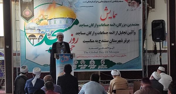 جذابیت دادن به مساجد در اولویت قرار گیرد