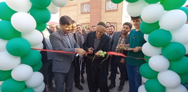 زمین چمن مصنوعی در روستای قلیان سنندج افتتاح شد