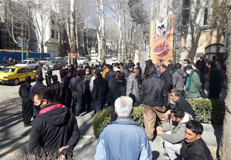 چالش بیکاری جوانان سنندج و مسیرهای برونرفت