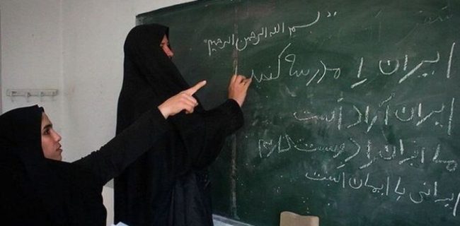 آغاز کلاس‌های سوادآموزی در کردستان