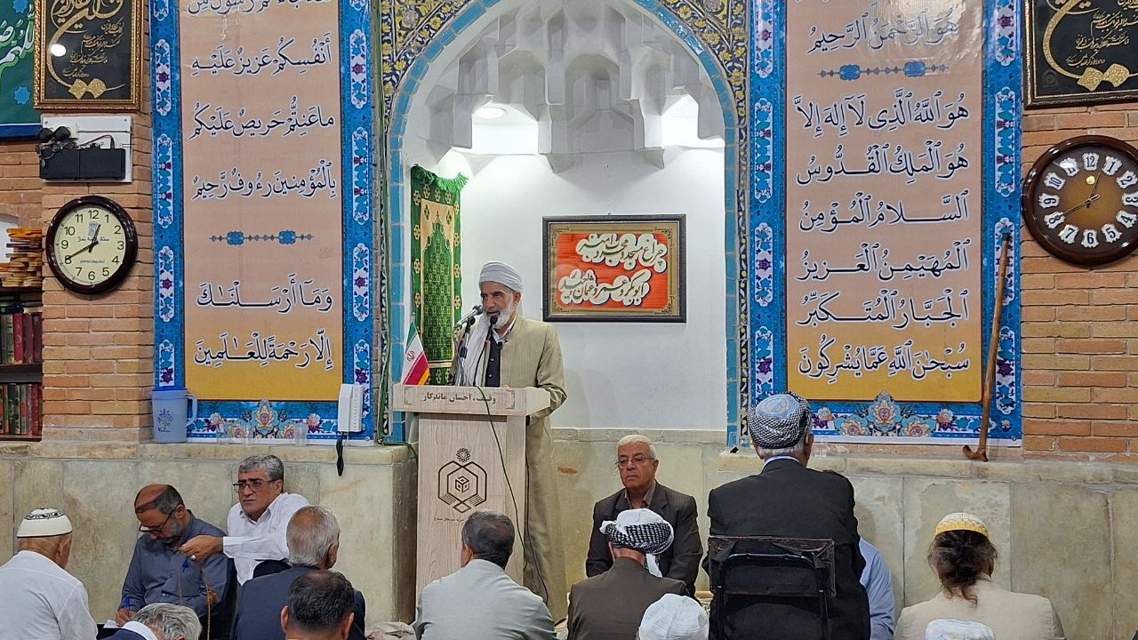 همبستگی داخلی سد راه توطئه‌های دشمنان