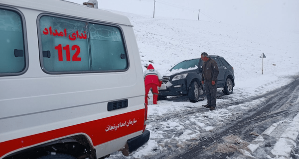 نجات بیش از پنج هزار نفر در برف کردستان