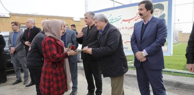 اهداء ۵۲ سری جهیزیه به زوجین تحت پوشش بهزیستی