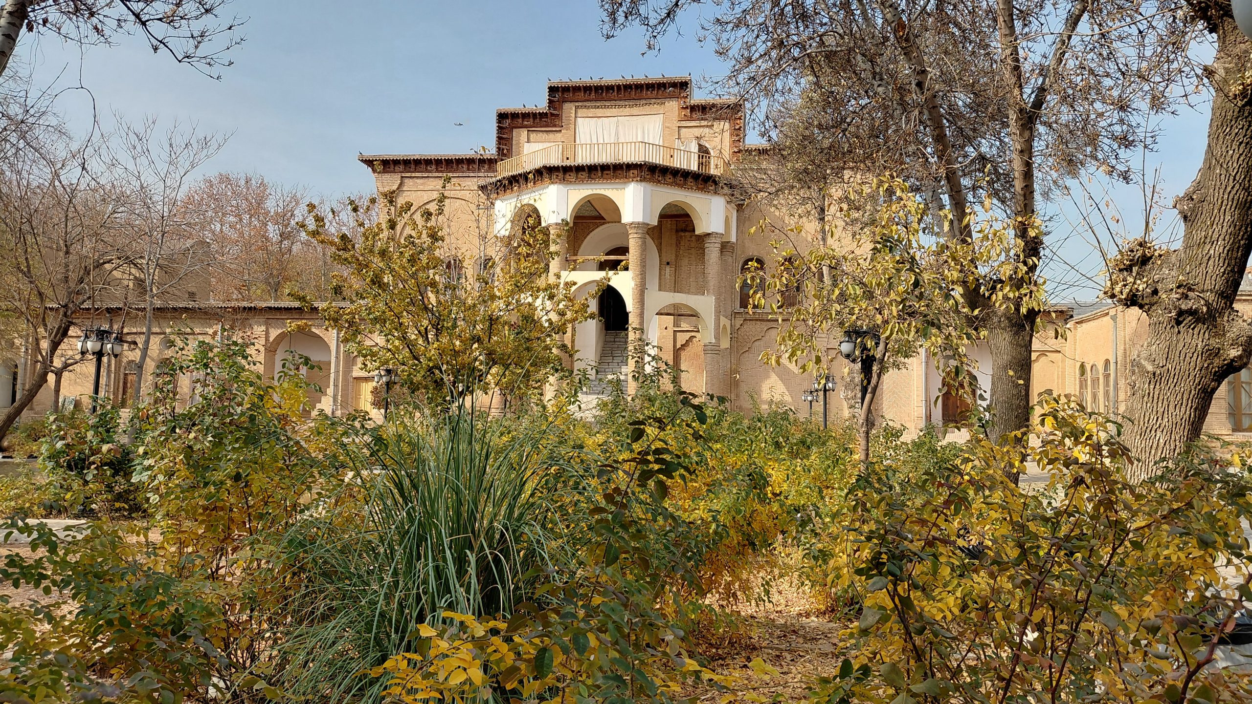 گردشگری کردستان؛ پیشران توسعه اقتصادی سنندج