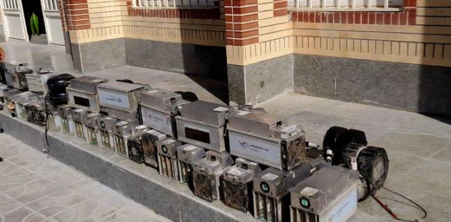 کشف ۲۲ دستگاه ماینر غیرمجاز استخراج رمزارز در سنندج