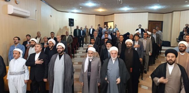 علمای کردستان، هدایتگران جامعه به سوی اخلاق علمای کردستان، هدایتگران جامعه به سوی اخلاق