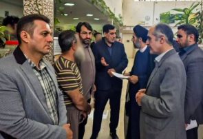 دیدار بدون واسطه با ۳۰۰ زندانی