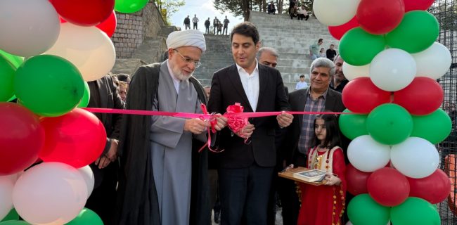 سنندج صاحب بزرگترین چمن دانش‌آموزی کشور شد