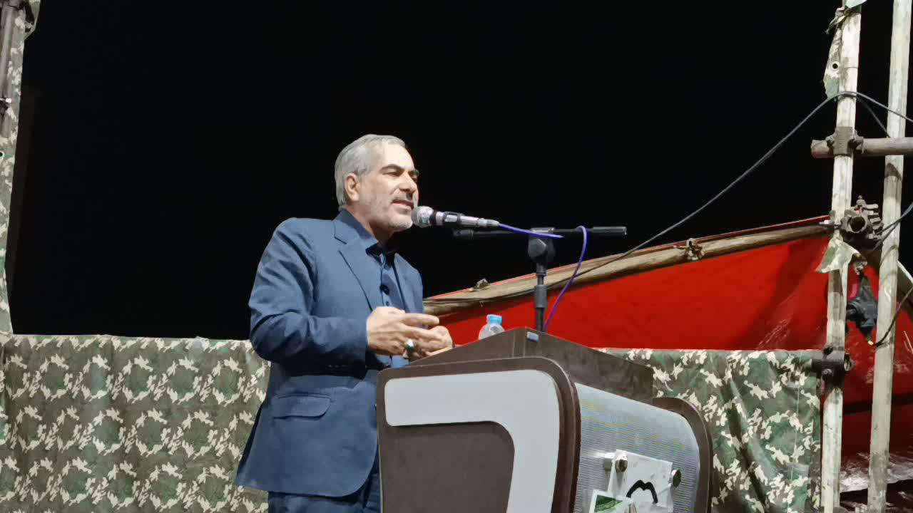 اتحاد مردم، بزرگترین مانع دشمنان است اتحاد مردم، بزرگترین مانع دشمنان است