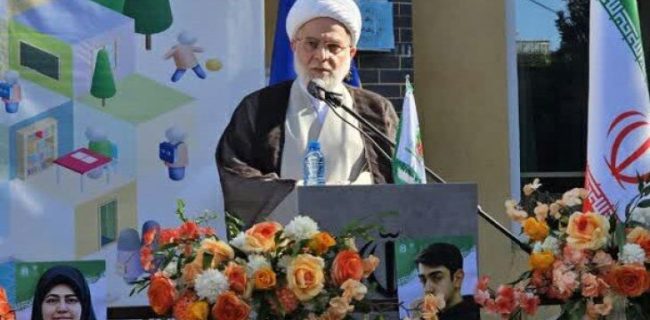 علم و ادب، چراغ راه دانش‌آموزان